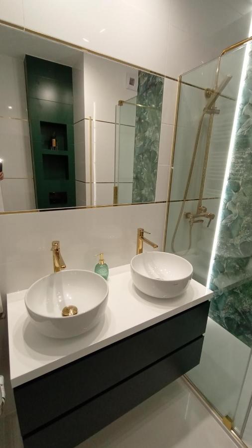 Plaza Tower Apartament, Sauna, Targi Apartment Kielce